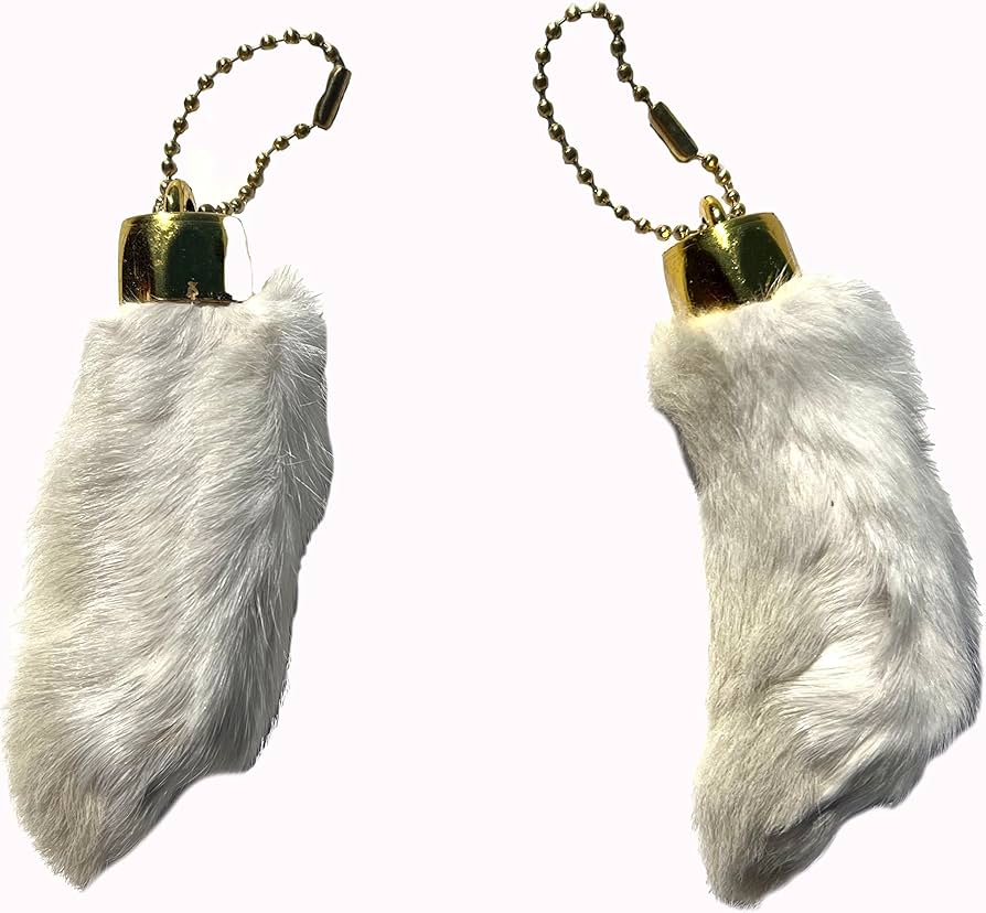 Smart Ways to Use a Rabbit Foot Keychain for Good Luck in 2025